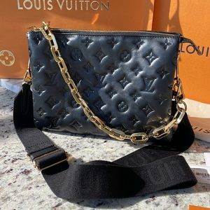 Louis Vuitton Coussin PM Noir